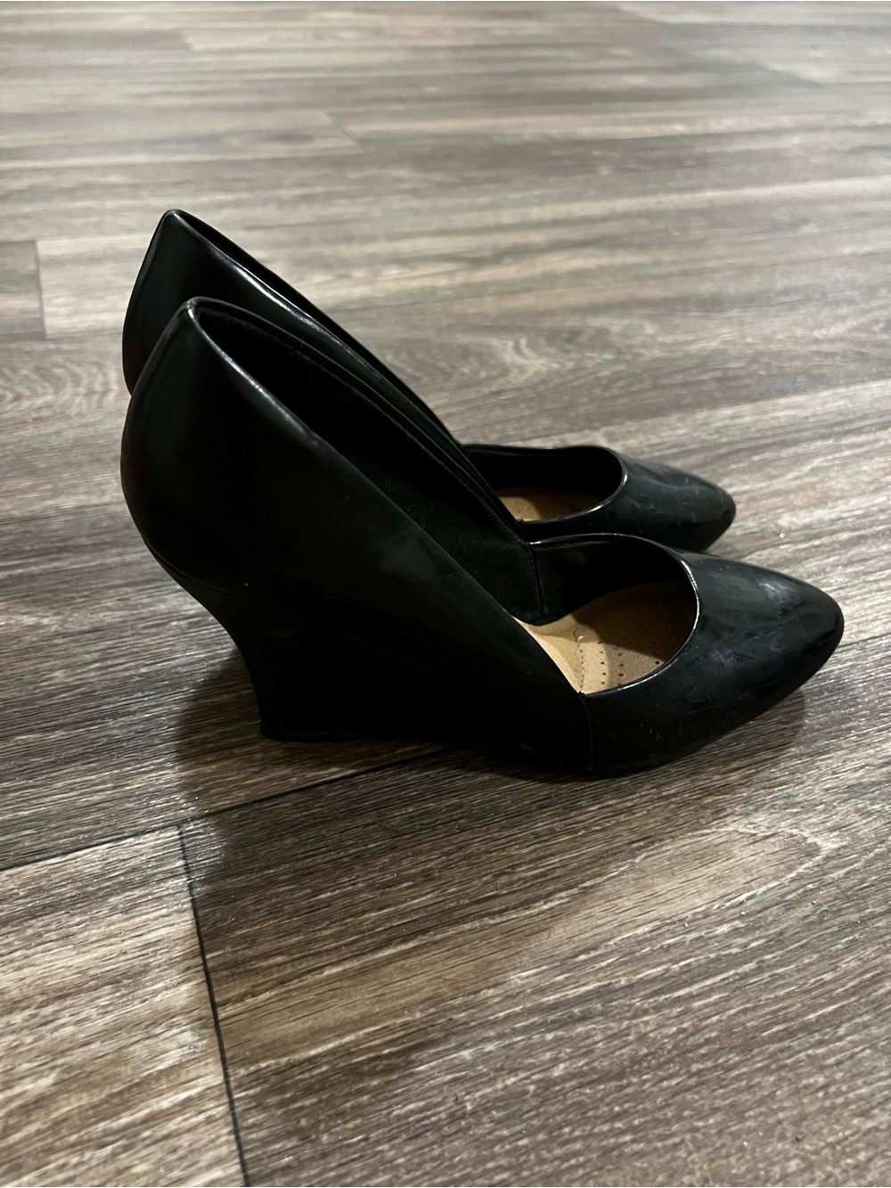 Dexflex Comfort Classic Black Women's Wedge Pump - Sleek Everyday Heel US 5 / 35